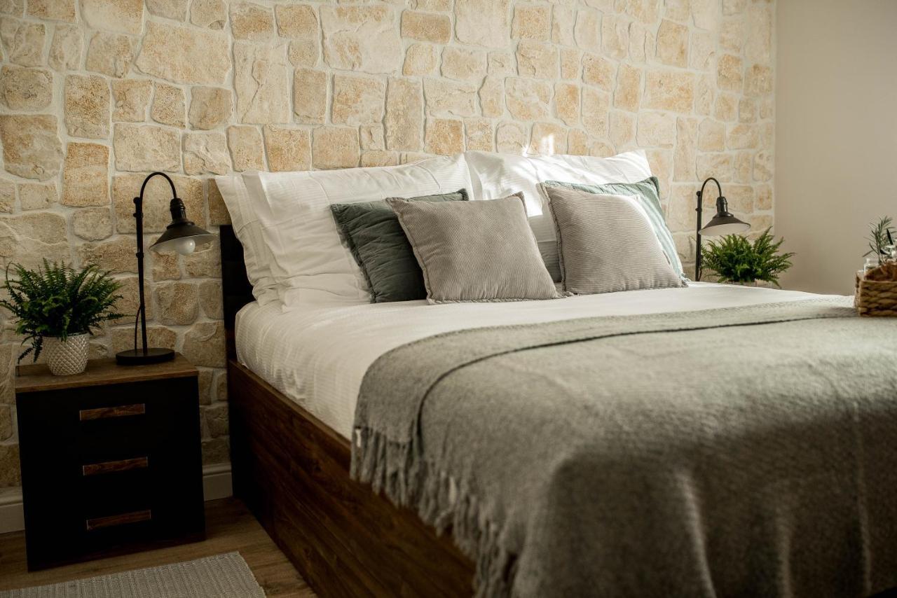 Villa La Familia, Zadar, *